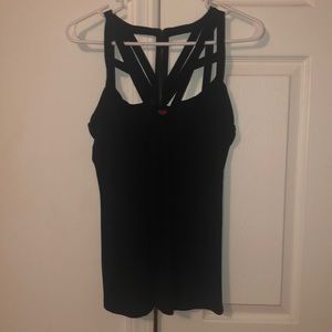 BKEred - M multi strap tank